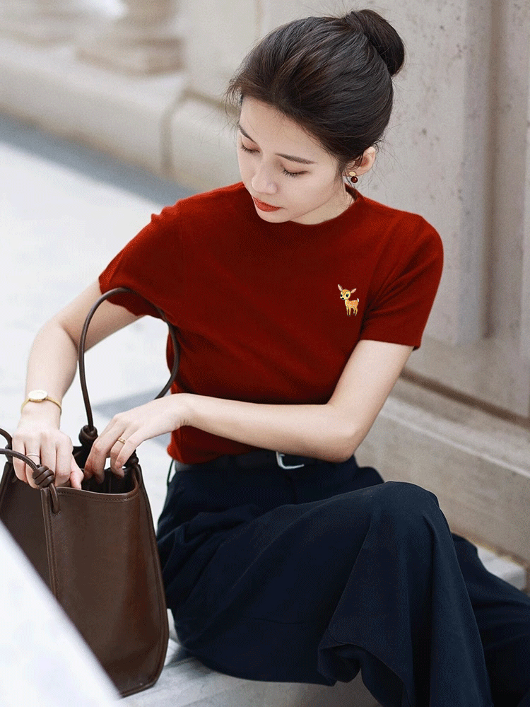洋氣顯白紅色小鹿針織短袖t恤女2025新款夏季高級小眾不撞款上衣