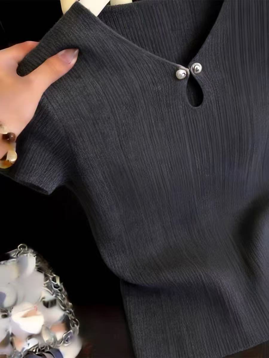 新中式國風盤扣V領針織短袖T恤女夏季高級感深灰氣質顯瘦大碼上衣