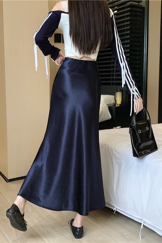 實拍實價秋季醋酸緞面魚尾半裙輕奢高級感包臀端莊優雅春夏半身裙