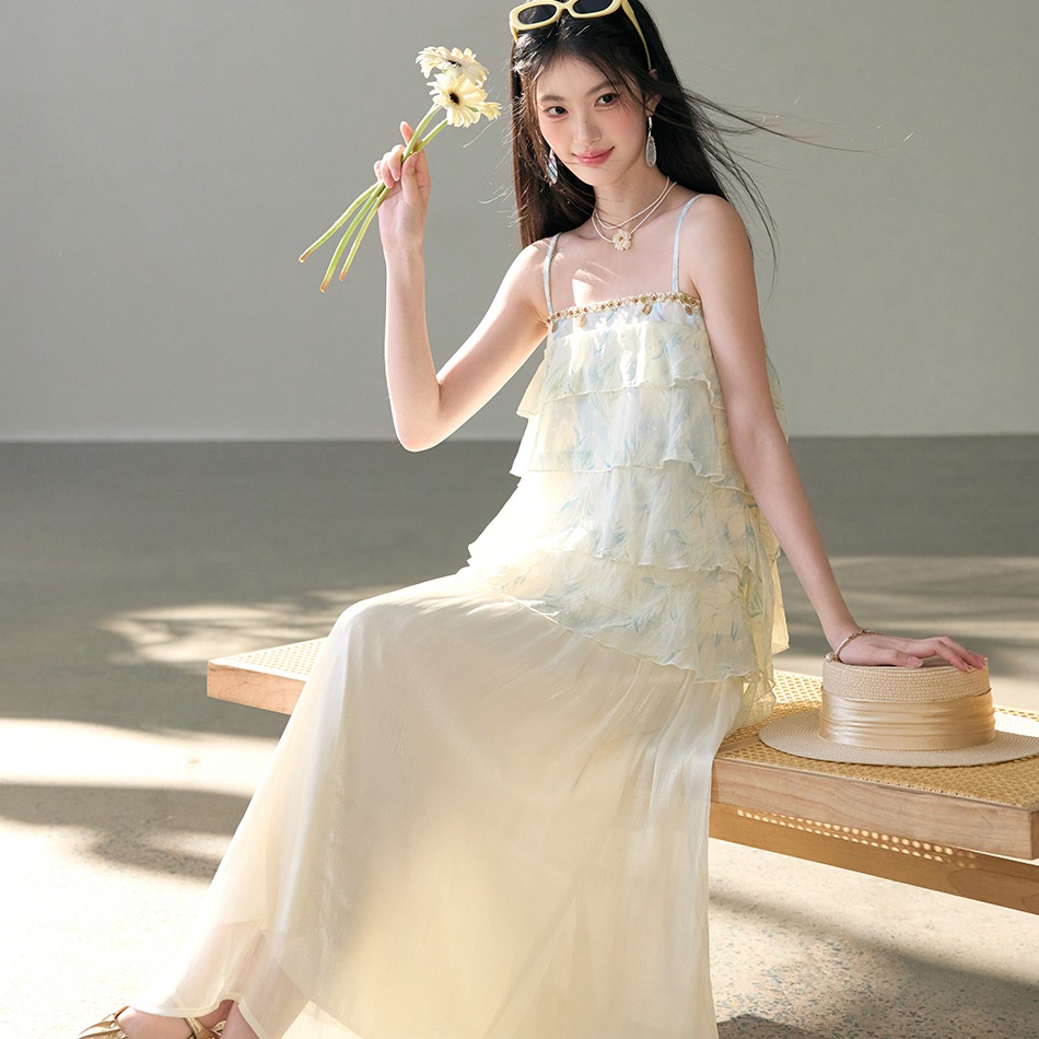 夏季新款氣質巨好看海濱織帶吊帶蛋糕上衣半裙套裝女夏季兩件套