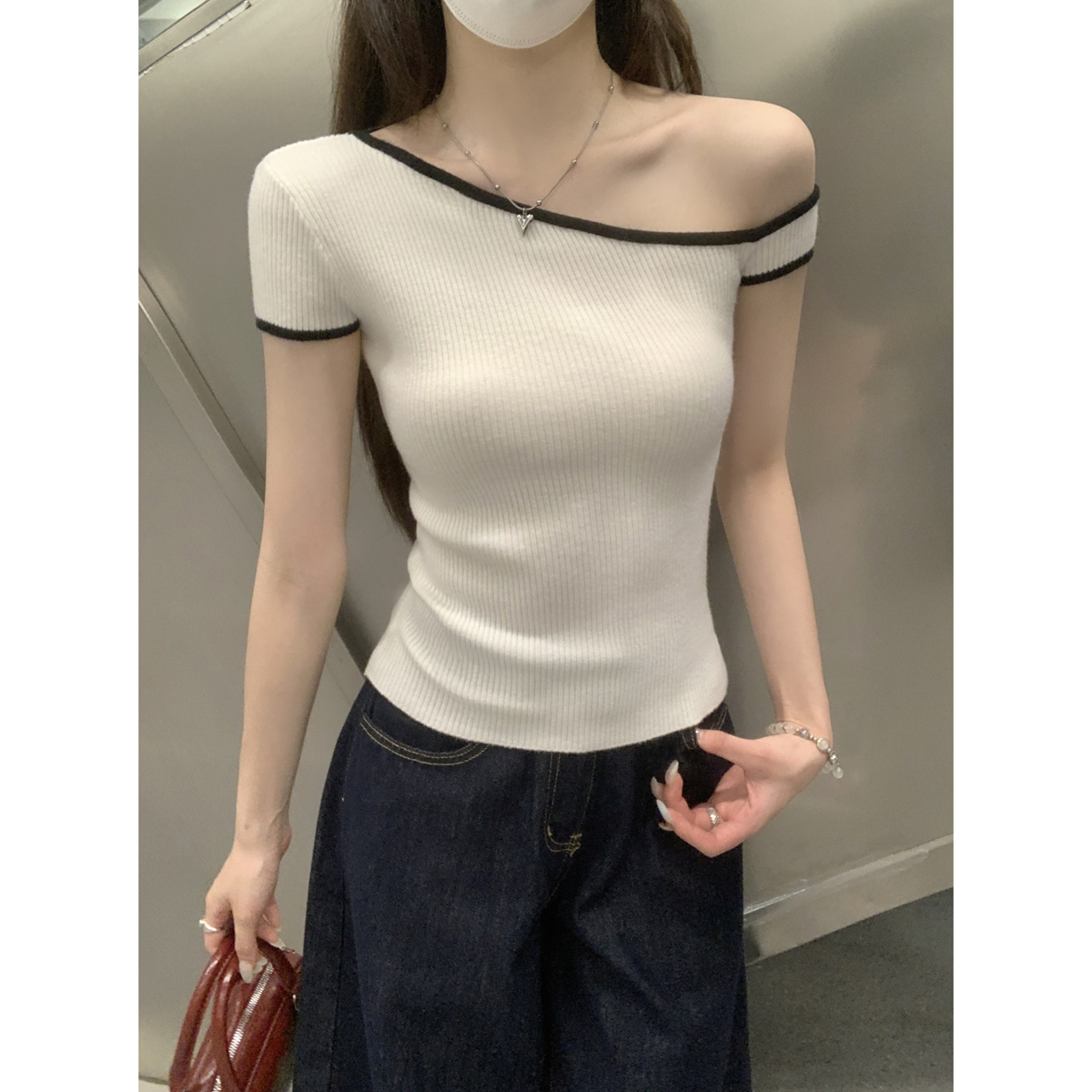 MY10272# 夏季韩版修身气质斜肩撞色设计辣妹针织衫短袖上衣女女裝貨源服裝批發