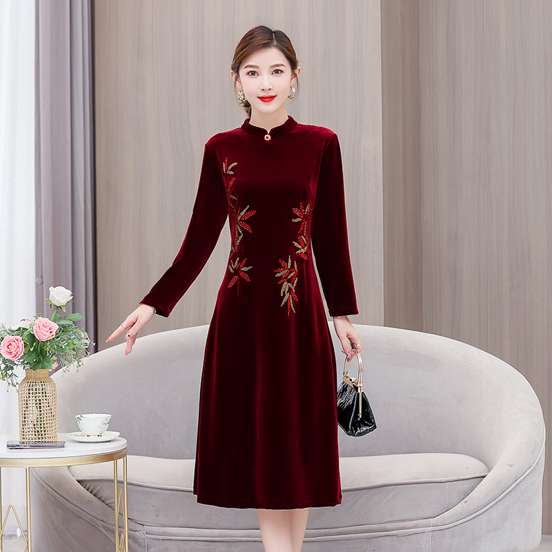 MY13451# 高贵钉珠金丝绒改良旗袍年轻喜婆婆婚宴母亲礼服妈妈连衣裙女裝貨源服裝批發