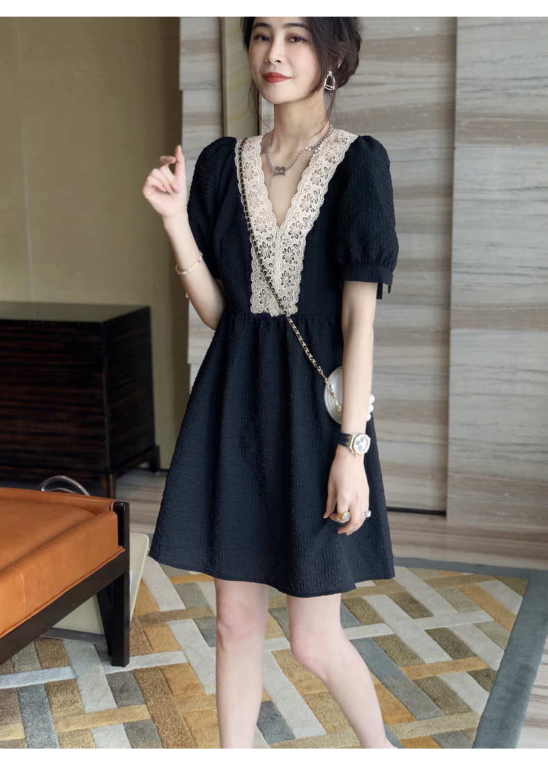 FA32342# 新款赫本蕾丝拼接连衣裙女v领法式黑色a字裙子夏天小个子 服裝批發女裝批發服飾貨源