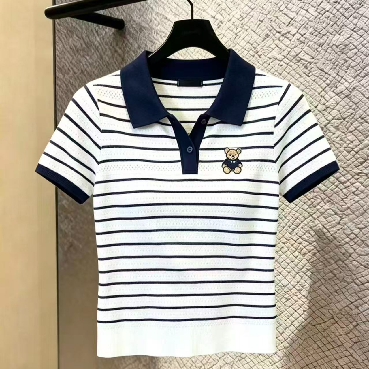 實拍條紋小熊Polo針織衫女夏新款修身顯瘦透氣短袖小個子上衣chic