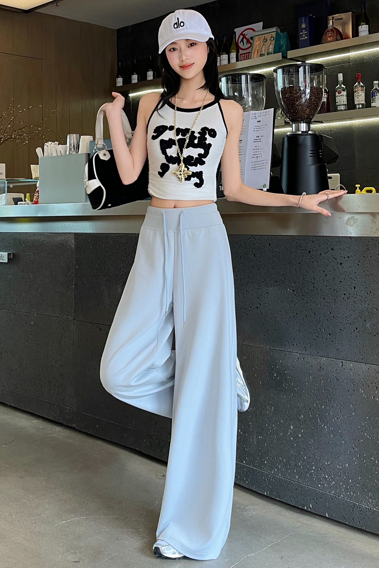 白色闊腿褲女春秋2025新款高腰提臀顯瘦休閑美式垂垂微喇運動衛褲