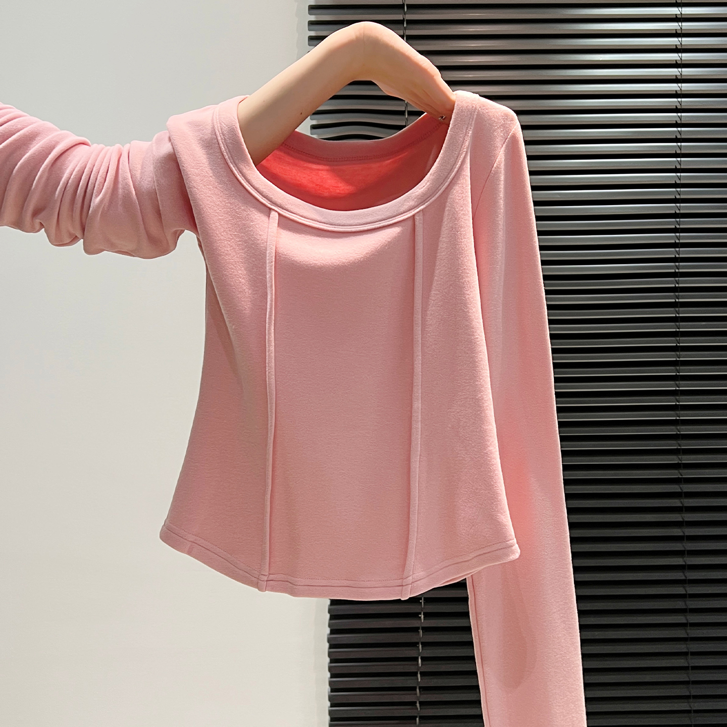 MY14475# 双面德绒加绒打底衫女内搭秋冬新款设计感锁骨明线上衣女裝貨源服裝批發