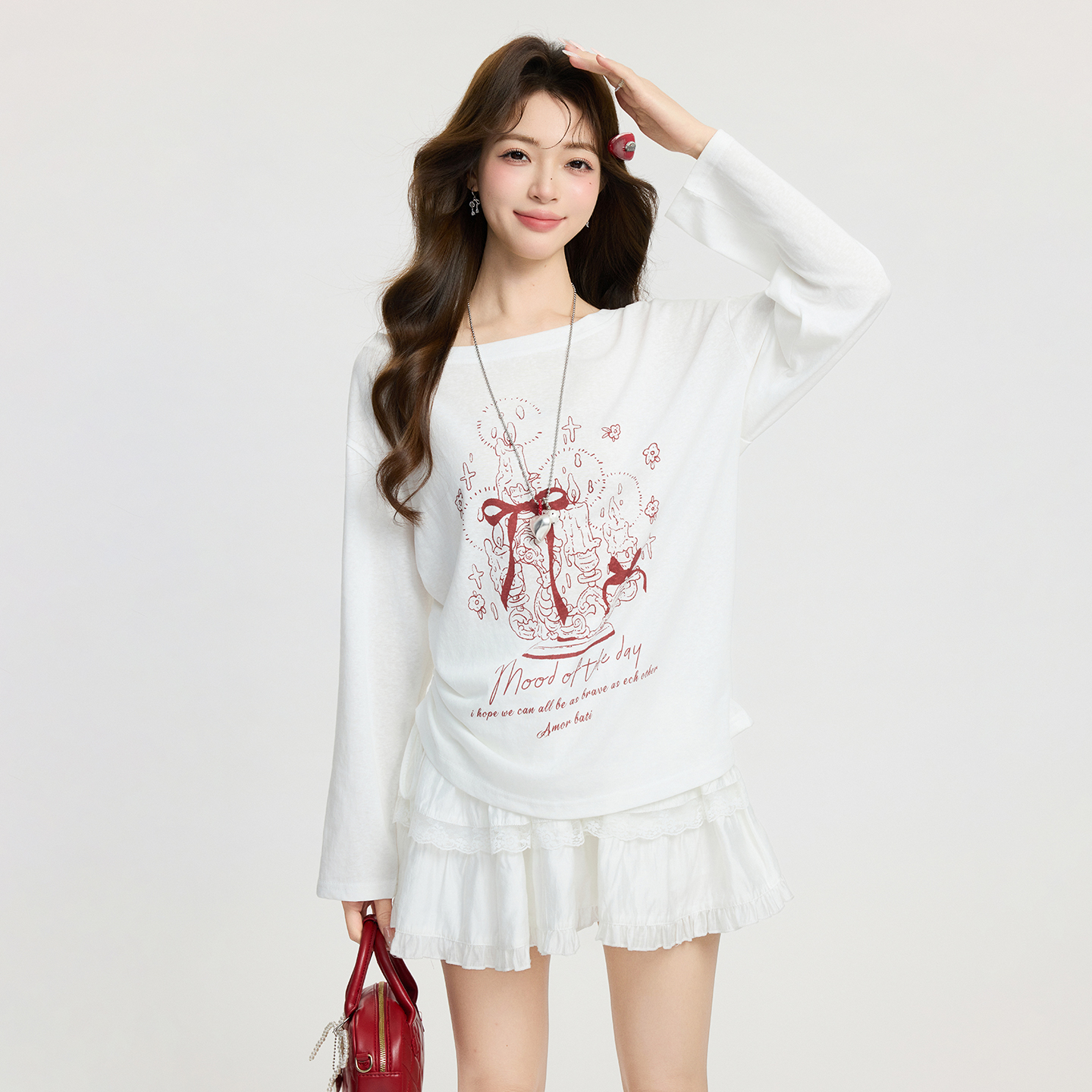 MY17737# 白色卡通印花斜肩长袖T恤宽松慵懒感气质上衣女裝貨源服裝批...