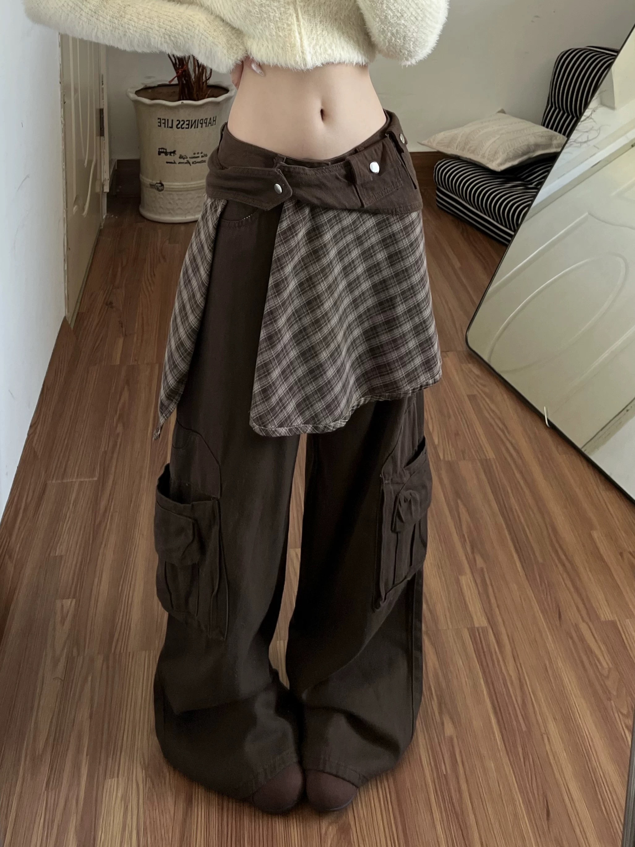 美拉德工裝褲子女2026春季新款款式闊以直筒松弛感顯瘦咖色牛仔褲