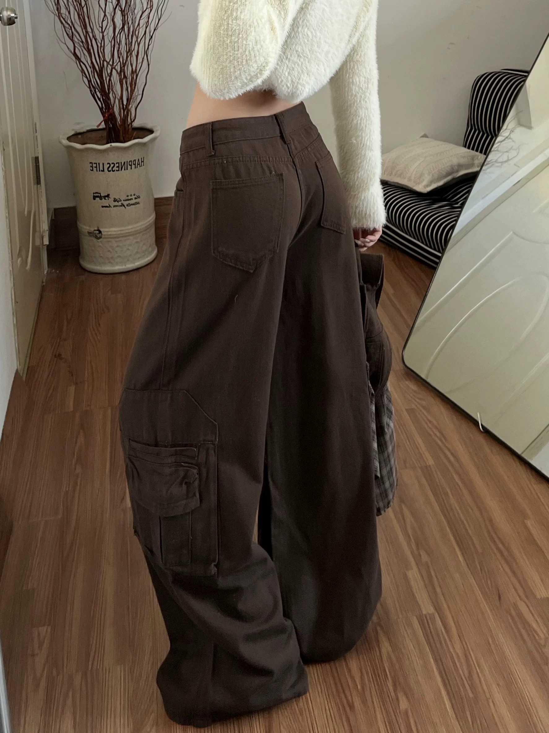 美拉德工裝褲子女2026春季新款款式闊以直筒松弛感顯瘦咖色牛仔褲