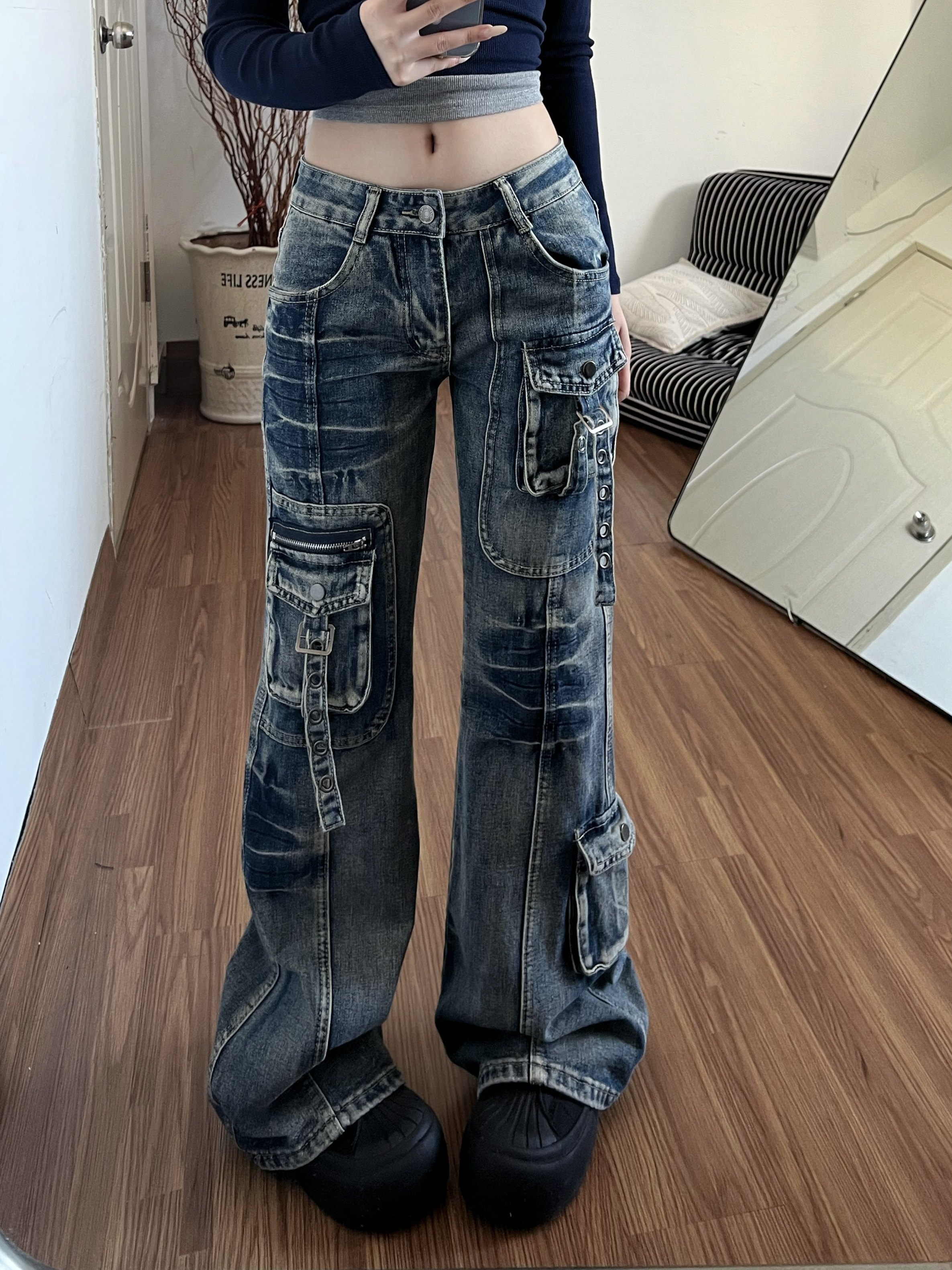 春季美式復古辣妹工裝微喇牛仔褲女2026新款多口袋設計感喇叭長褲