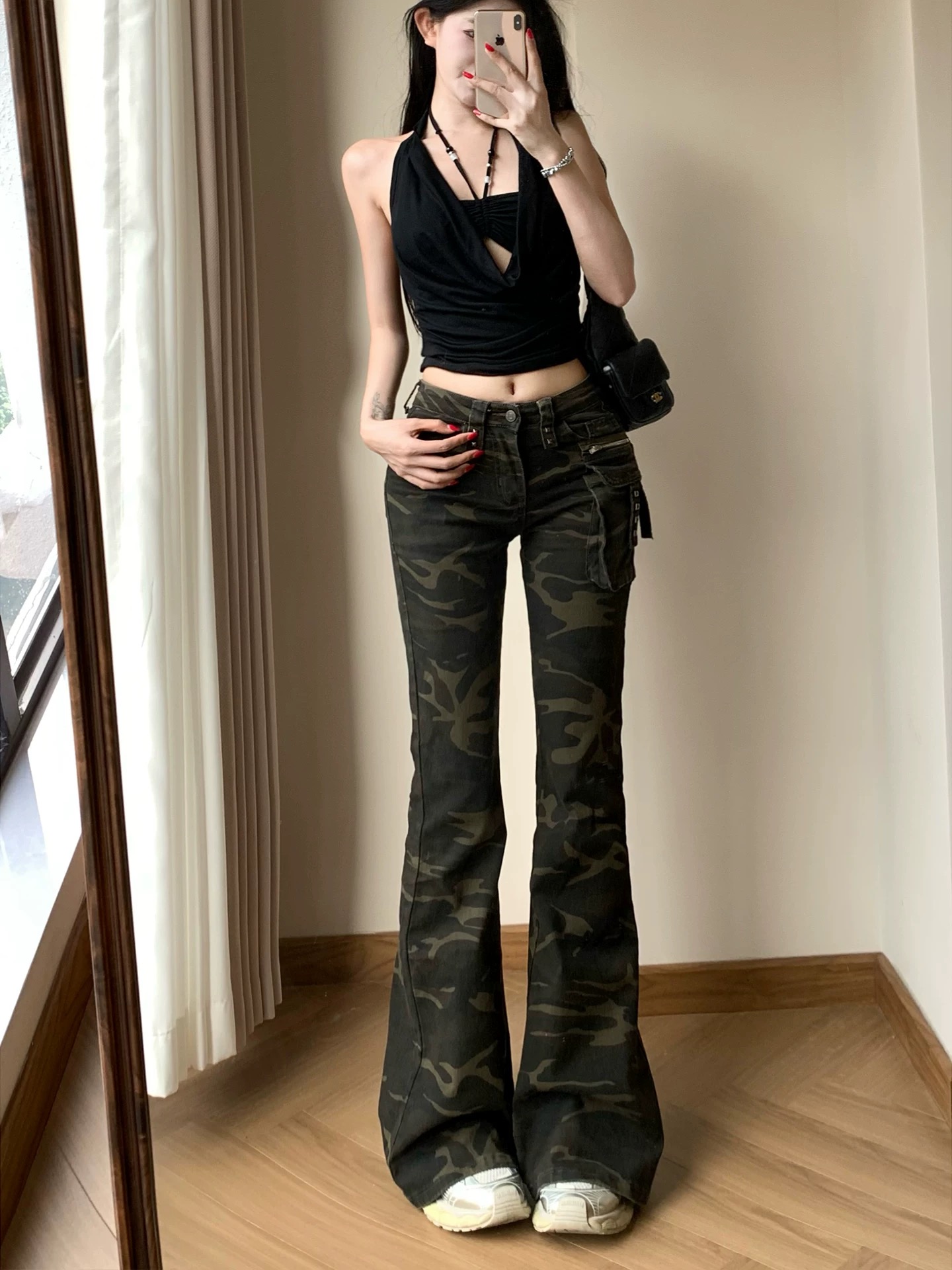 低腰微喇叭迷彩牛仔褲女2026春秋新款潮酷辣妹修身工裝褲