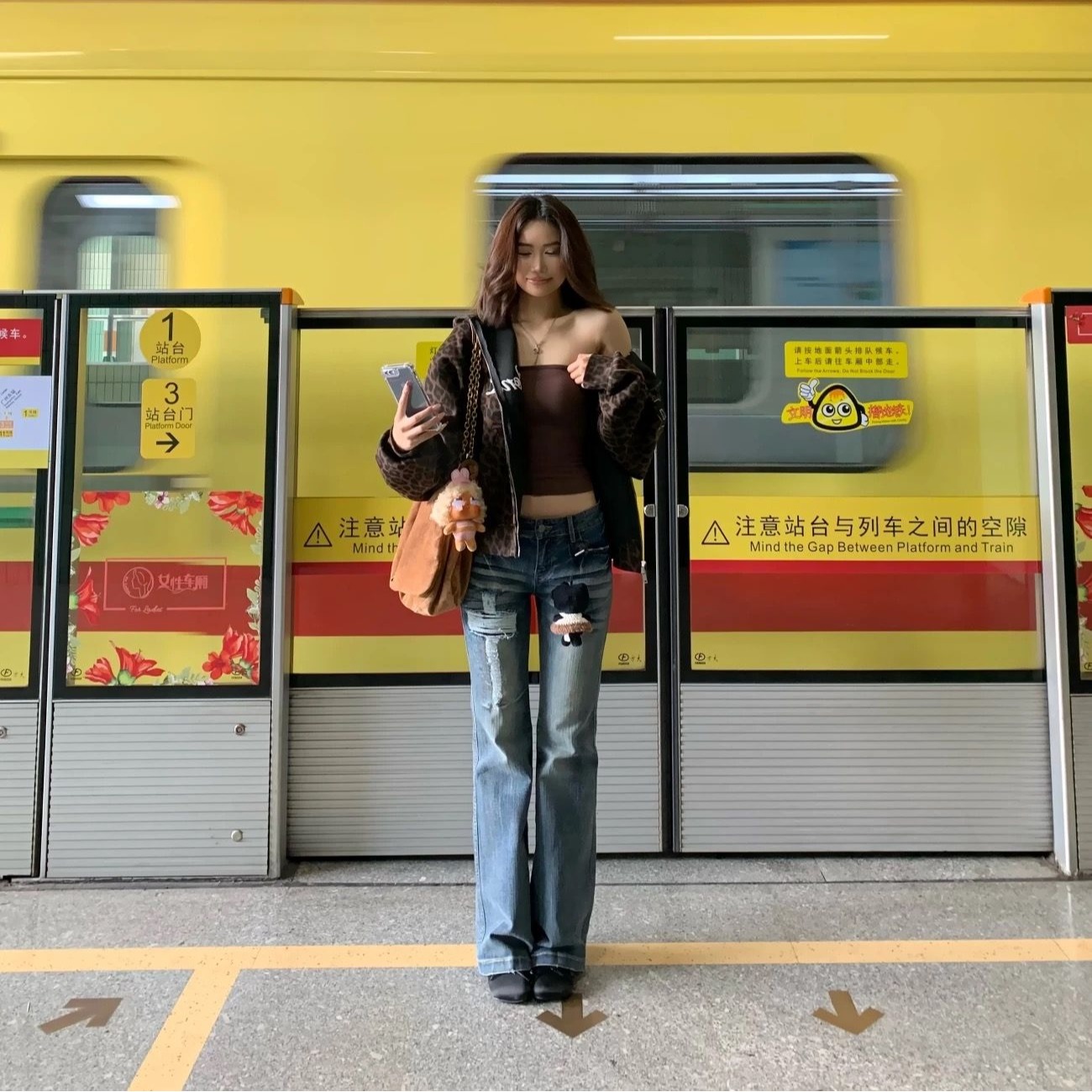 夏季新款美式復古低腰十字架磨破設計感小眾做舊牛仔褲潮
