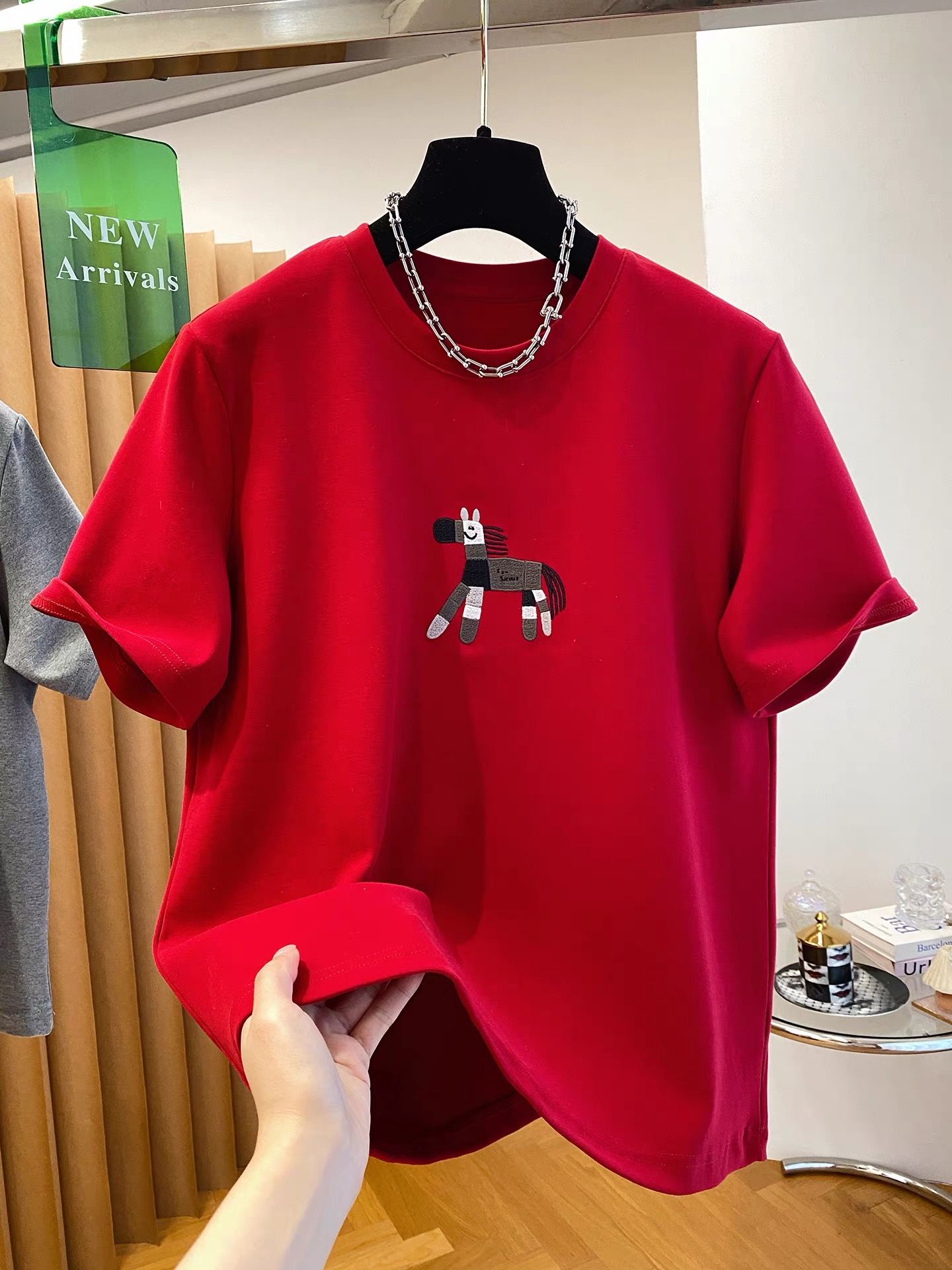 MY17354# 德绒特大码300斤刺绣短袖T恤季宽松休闲女士上衣女裝貨源服裝批發