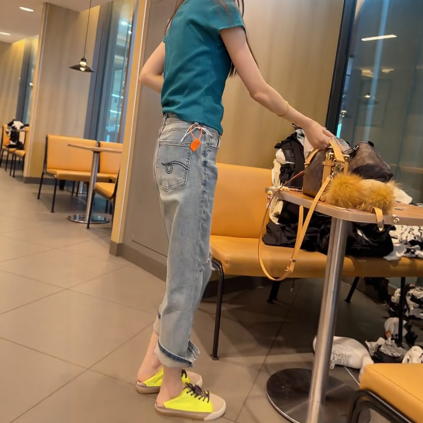 彈力開叉牛仔褲女2026夏季薄款顯瘦破洞八分煙管褲大碼遮肉直筒褲