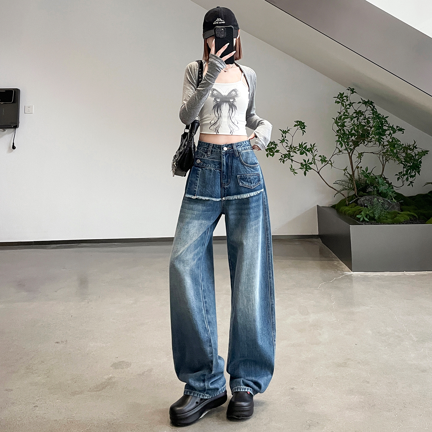 實拍設計感闊腿牛仔褲女春秋季2026新款寬松百搭時髦高級直筒褲子