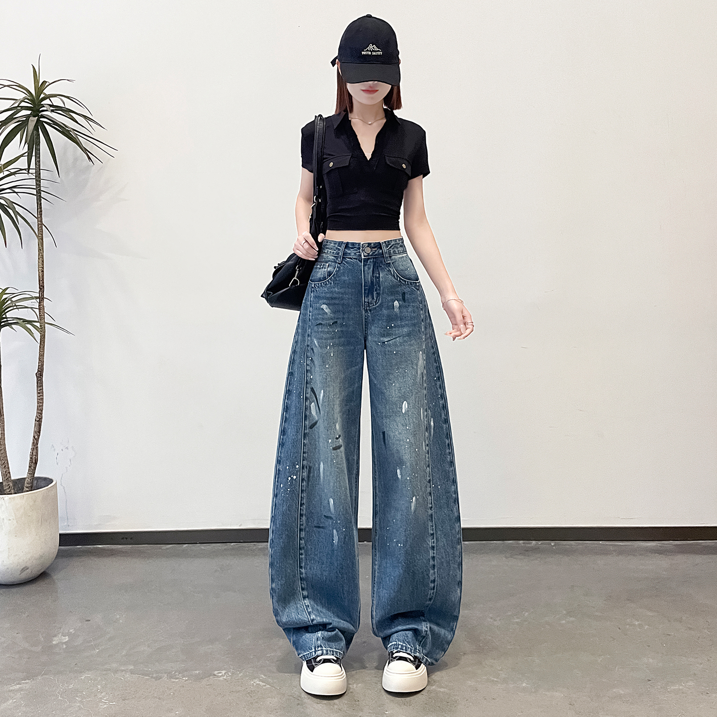 實拍超火涂彩彎刀牛仔褲女2026春季新款寬松設計感慵懶風鐮刀褲子
