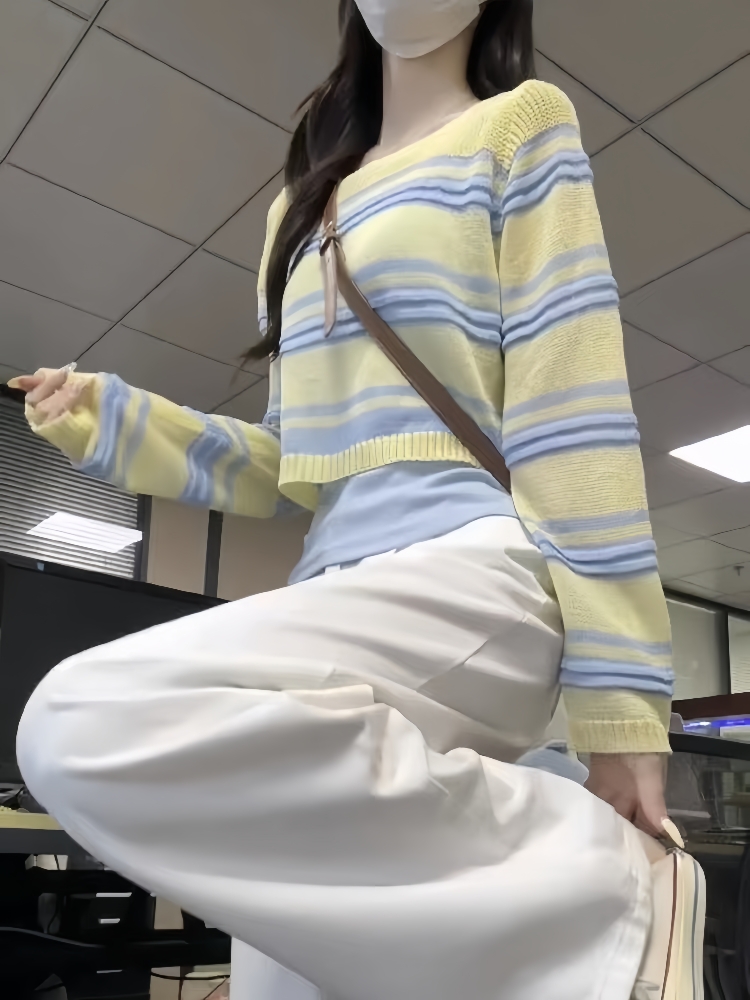 曾小咸 韓系條紋鏤空短款長袖針織衫女夏季新款薄款防曬罩衫上衣