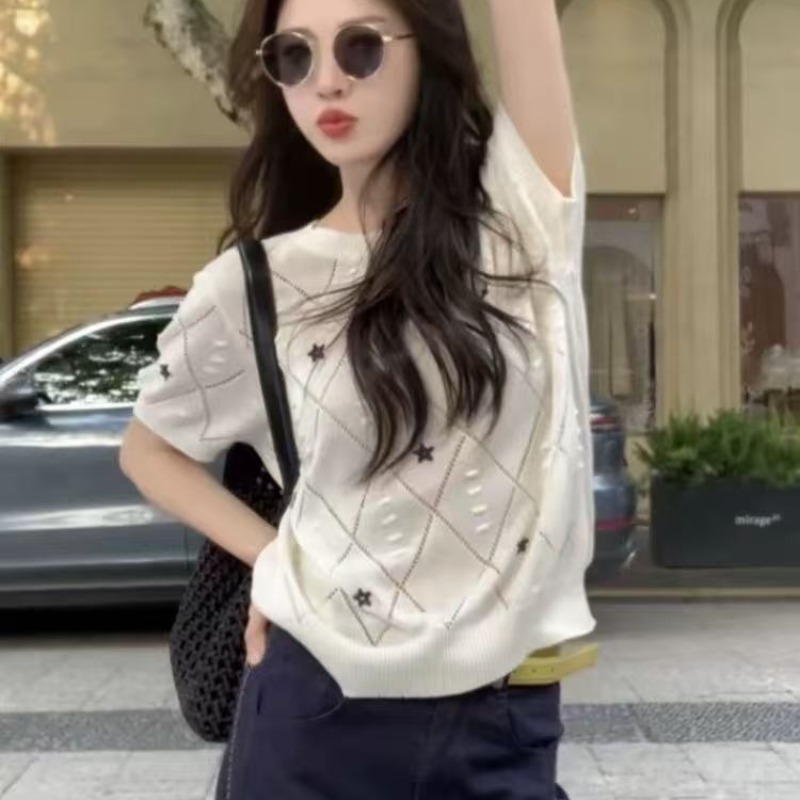今年流行的爆款女裝夏季2026新款鏤空短袖針織獨特漂亮巨好看上衣