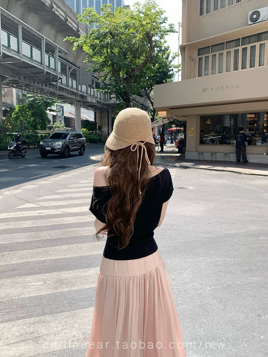 CallmeEar//小島微風萊賽爾天絲斜肩花邊T恤女顯瘦辣妹上衣