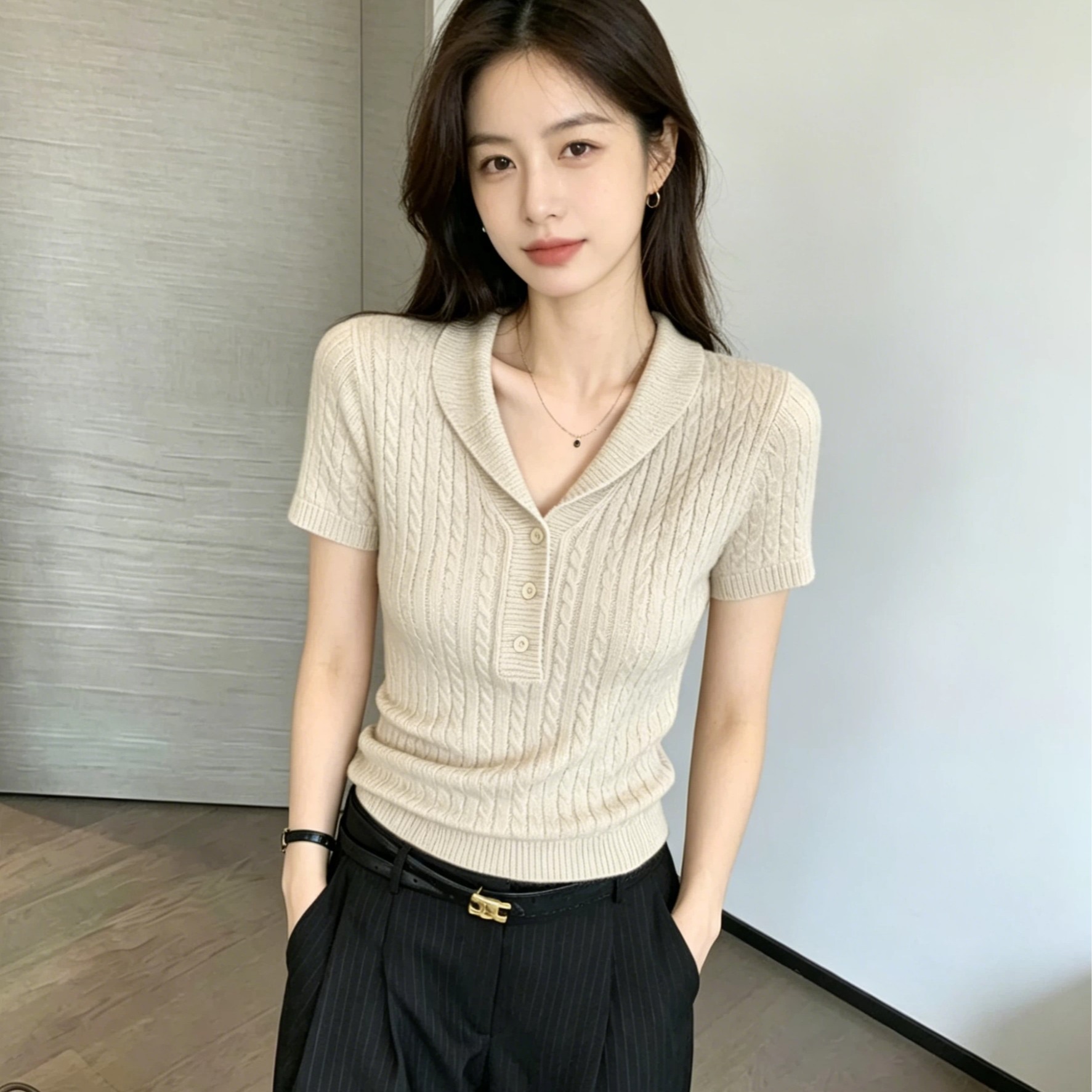 老錢風翻領針織短袖t恤女夏季2026新款巨好看修身顯瘦V領正肩上衣