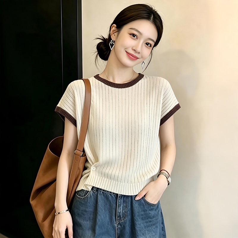短款簡約紐扣冰絲短袖針織衫女2026新款夏季寬松顯瘦洋氣減齡上衣