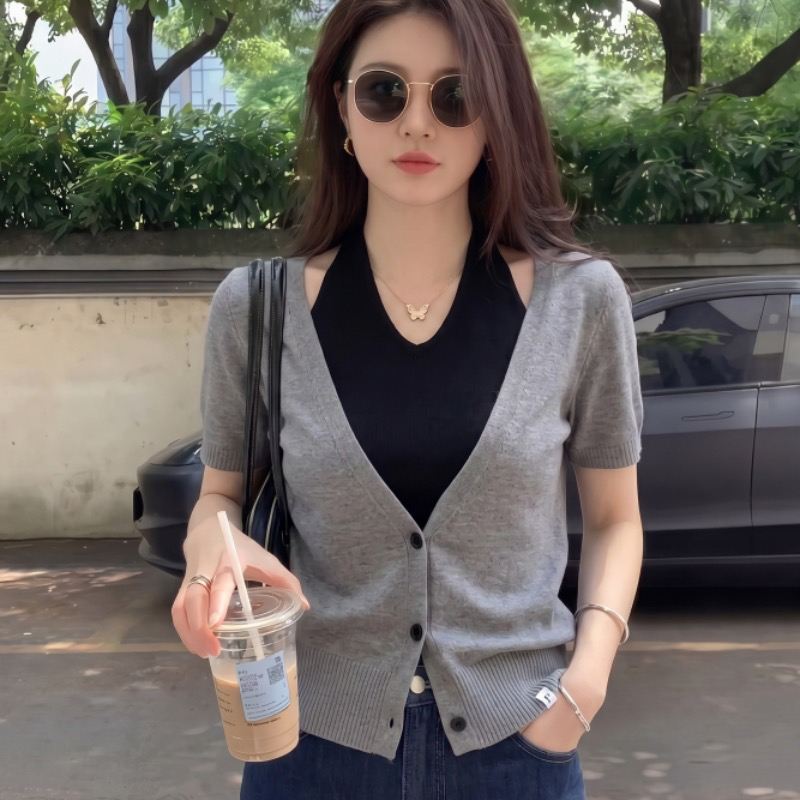 灰色假兩件掛脖正肩短袖T恤女2026新款夏大碼胖mm顯瘦高級感上衣