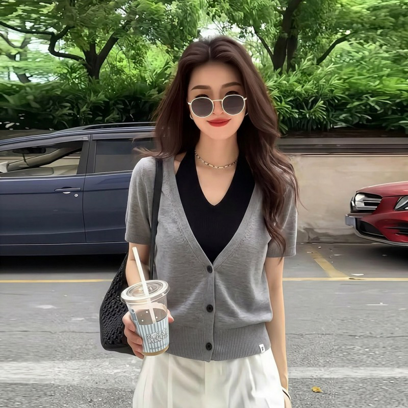 灰色假兩件掛脖正肩短袖T恤女2026新款夏大碼胖mm顯瘦高級感上衣