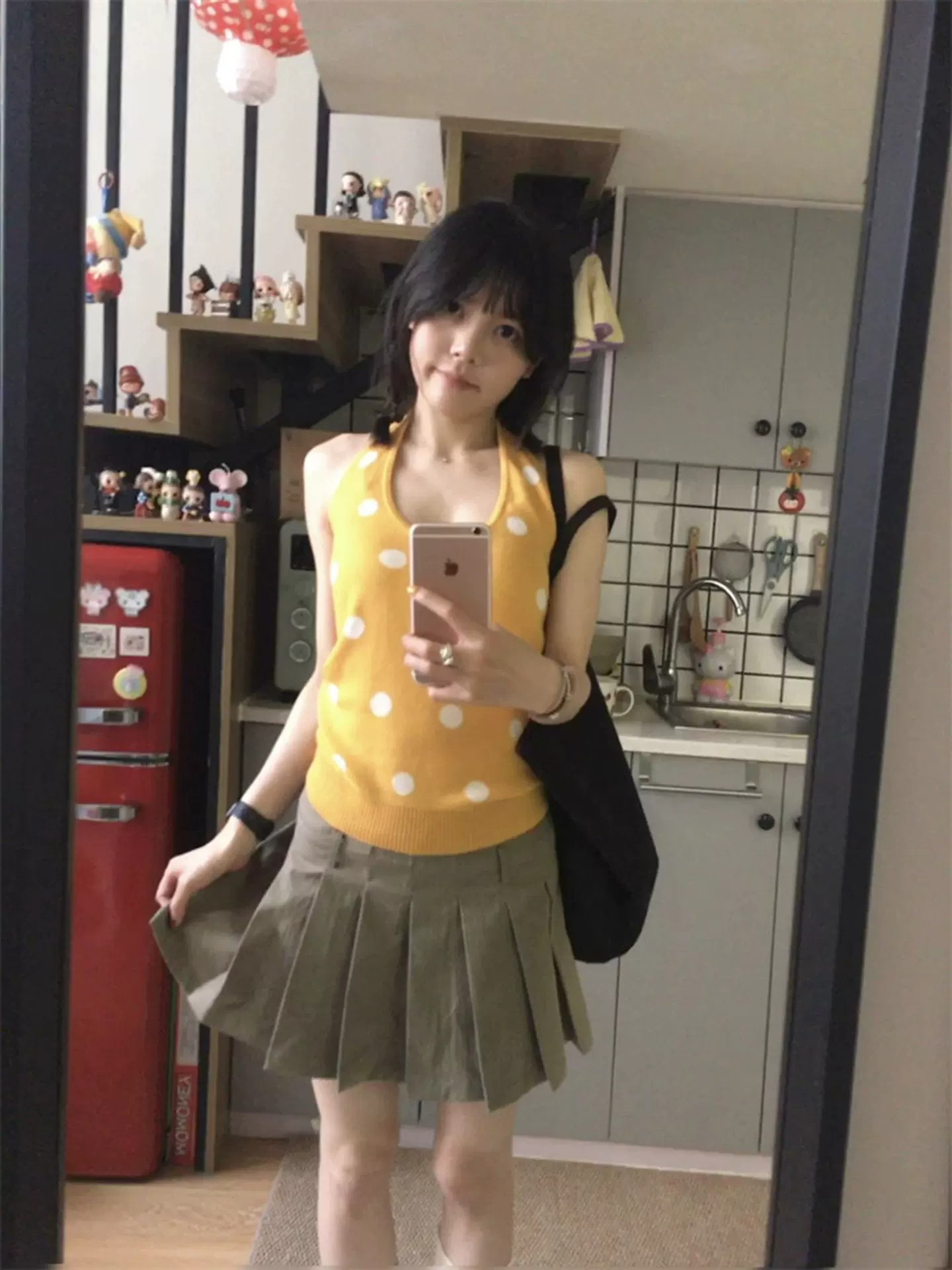 韓系復古黃色波點無袖吊帶掛脖背心女夏季修身顯瘦設計感百搭上衣