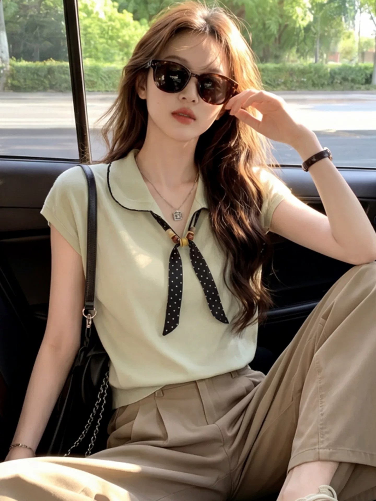 法式蝴蝶結波點系帶翻領絕美上衣巨好看設計感夏季修身短袖t恤女
