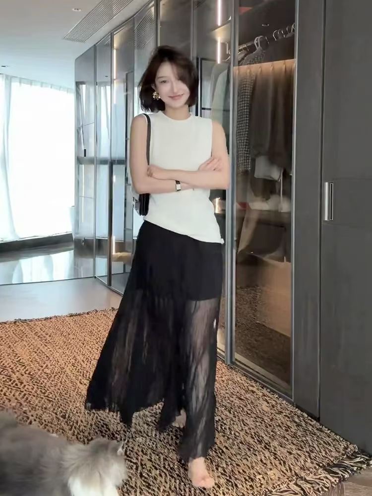 白色無袖背心女夏季2026新款洋氣設計感寬松獨特高級感顯瘦上衣