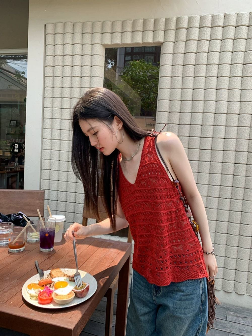 紅色鉤花鏤空V領背心女夏季薄款設計感巨好看寬松無袖上衣