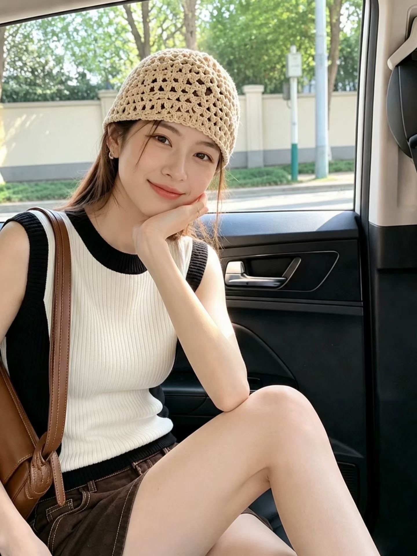 黑白拼色針織無袖背心女夏外穿2026新款高端小資小上衣miu系穿搭