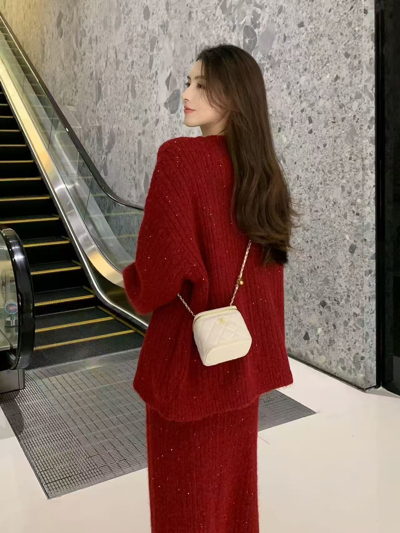 圣誕新年新春紅色亮絲毛衣套裝女秋冬穿搭一整套針織半身裙兩件套