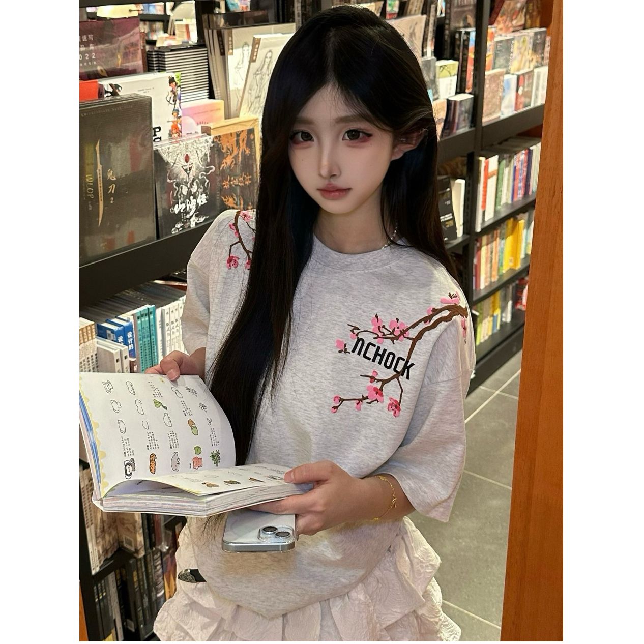 RY122# 纯棉原版刺绣品质升级美式设计白灰色上衣字母花朵短袖T恤