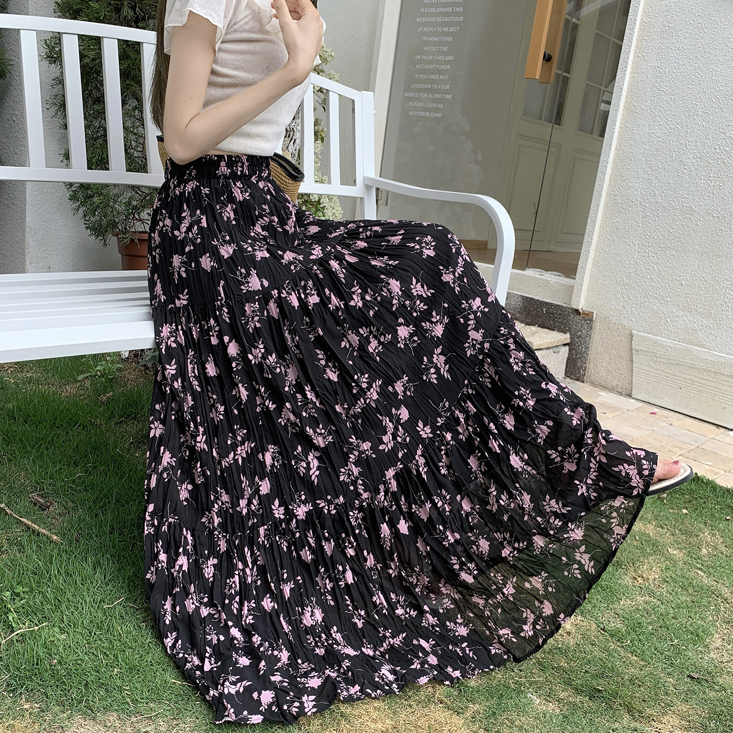 法式印花時尚百搭半身裙女2026夏季新款減齡褶皺碎花顯瘦a字傘裙