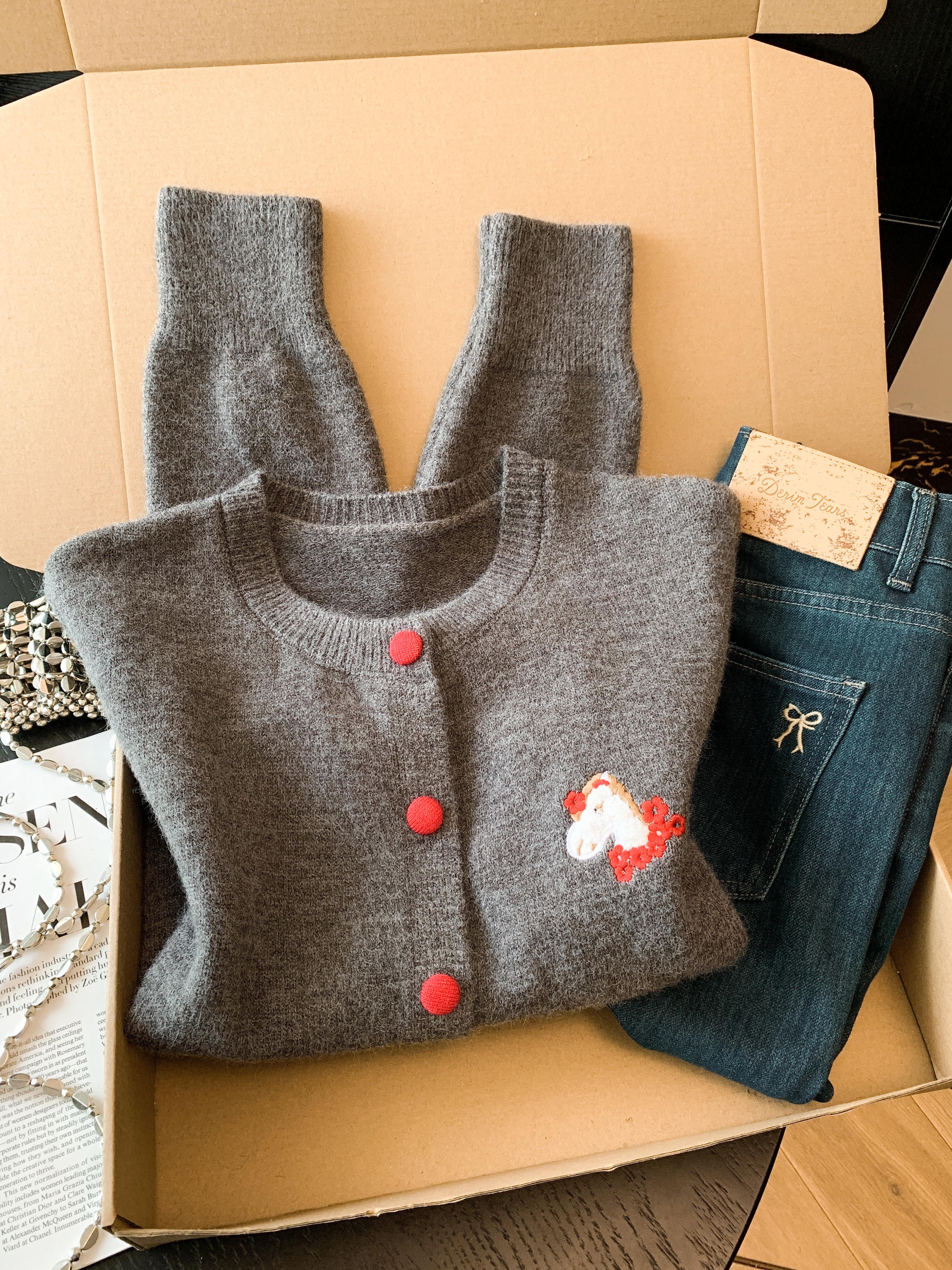 實拍 韓系刺繡小馬單排扣圓領毛衣春秋百搭顯瘦針織開衫上衣女潮