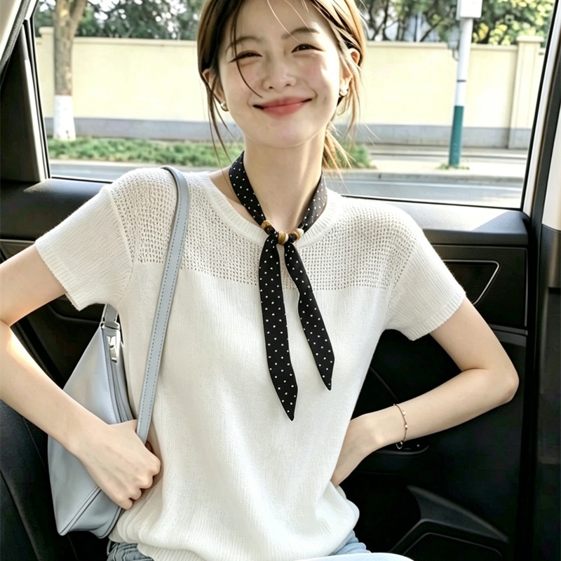 AI圖 韓系絲巾短袖鏤空設計感針織衫女夏季新款時尚百搭顯瘦上衣