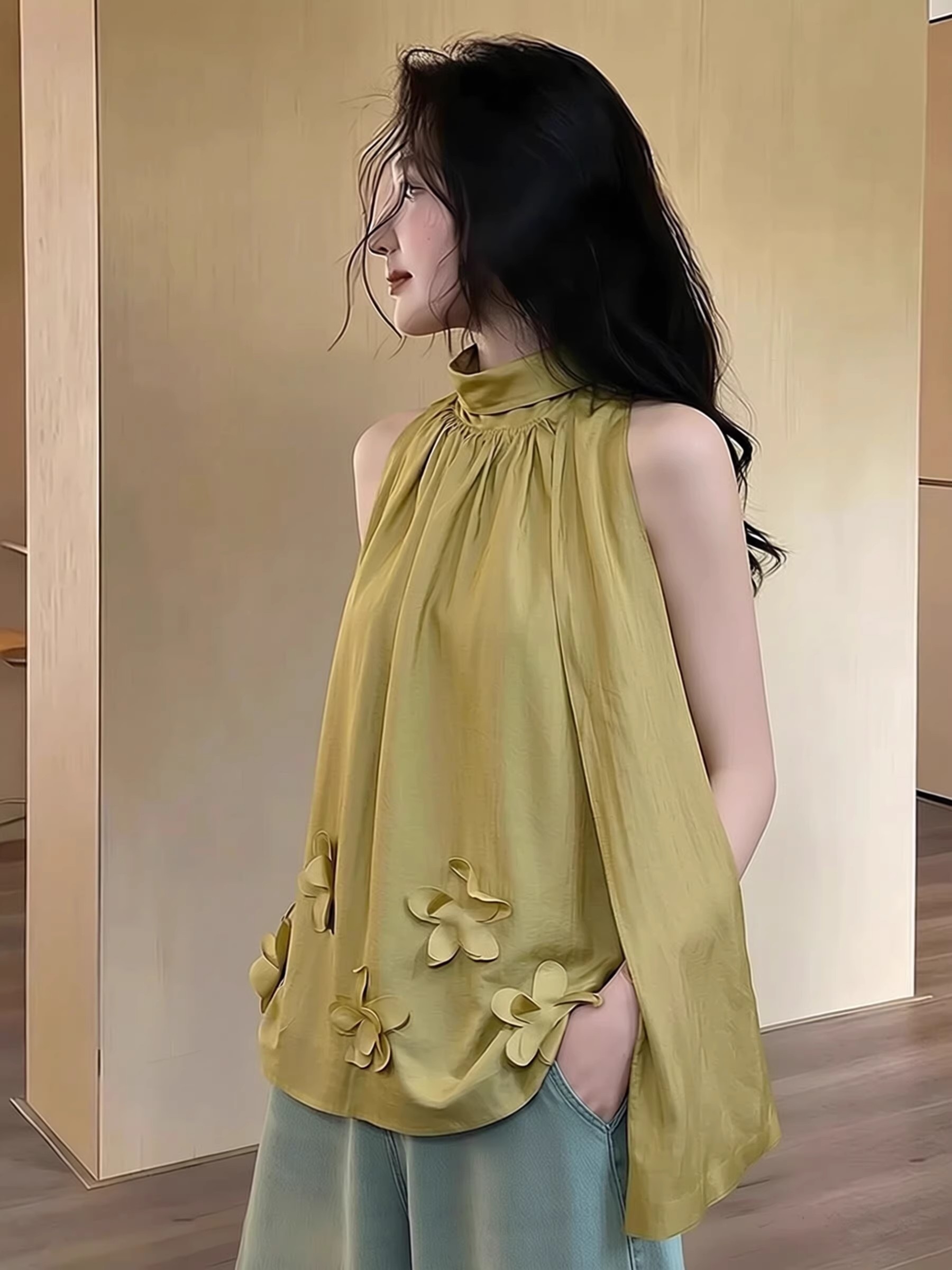 RY4111# 法式气质绿色花朵无袖背心女2026夏季新款宽松露肩挂脖上衣