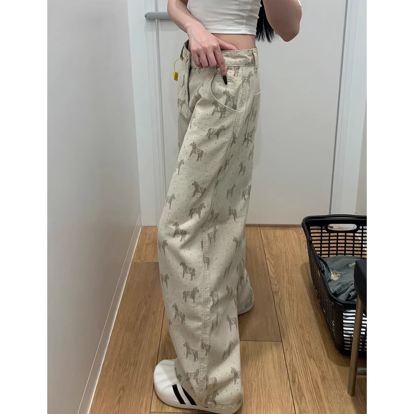 淺卡其色牛仔褲女款夏季薄款大碼胖mm顯瘦寬松闊腿褲小馬提花褲子