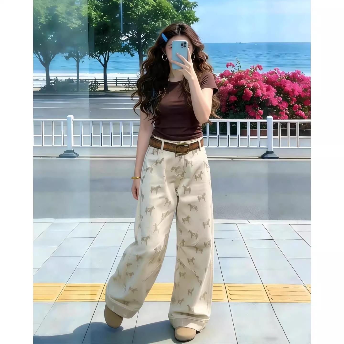 卡其色印花寬松直筒牛仔褲女夏季新款高腰顯瘦休閑百搭窄版闊腿褲