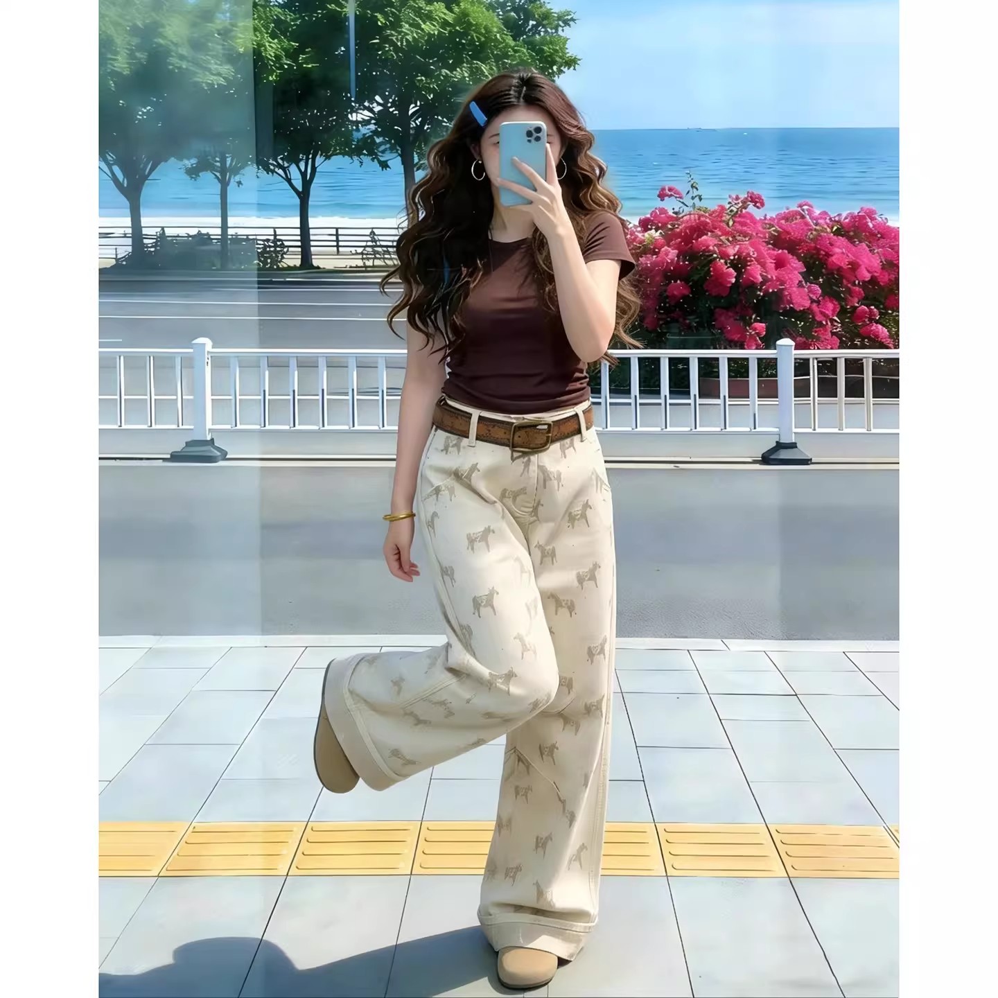 卡其色印花寬松直筒牛仔褲女夏季新款高腰顯瘦休閑百搭窄版闊腿褲