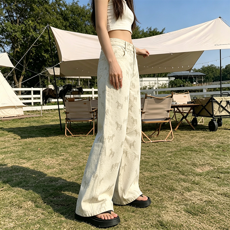 卡其色印花寬松直筒牛仔褲女夏季新款高腰顯瘦休閑百搭窄版闊腿褲