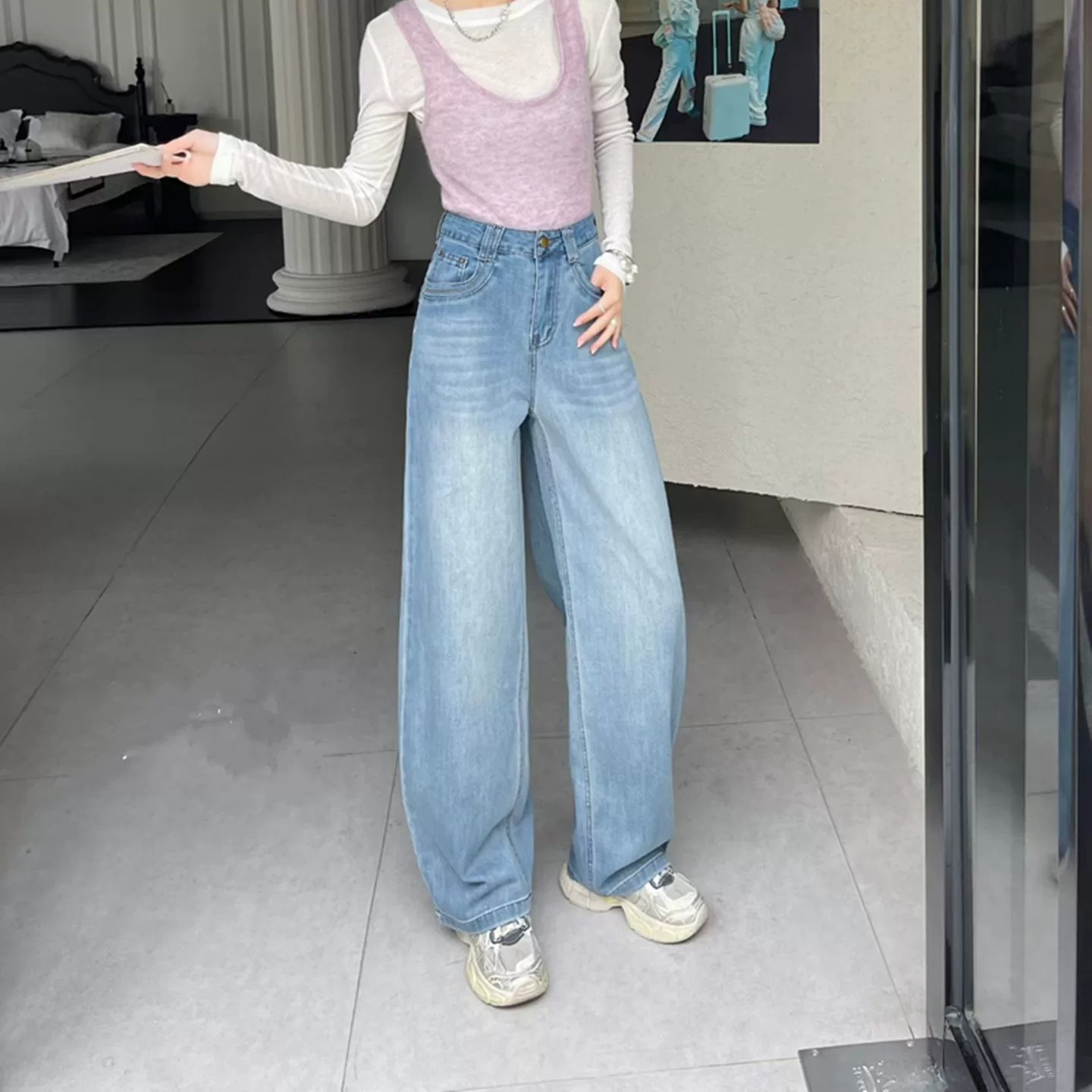 闊腿牛仔褲女高腰寬松2026春季新款淺藍色小個子垂感顯瘦彎刀褲子