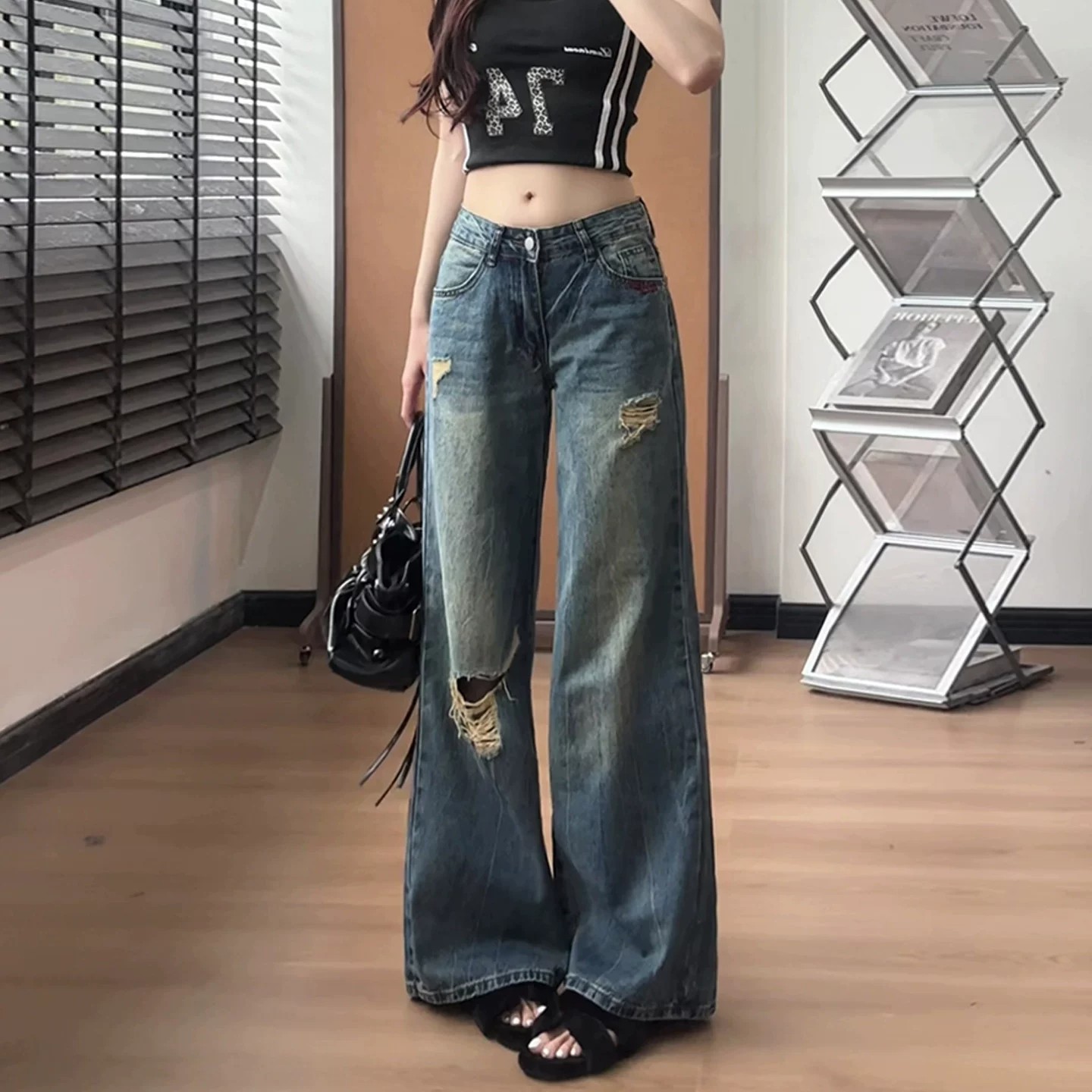 美式復古破洞闊腿牛仔褲女2026巨好看百搭的深藍色薄款直筒褲夏季