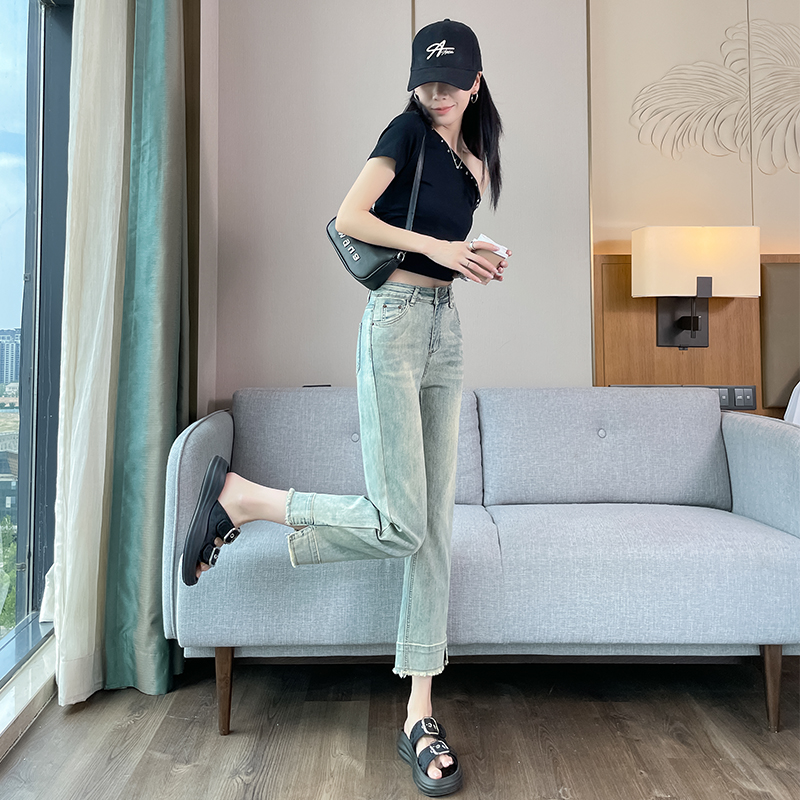淺藍色開叉煙管牛仔褲女2026春夏新款小個子毛邊復古窄版直筒褲子