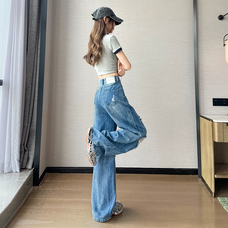 時髦破洞闊腿牛仔褲女春夏季2026新款寬松顯瘦修身時尚扎花直筒褲