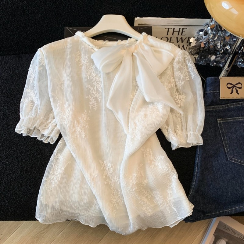實拍2026夏季新款刺繡雪紡衫法式輕奢短袖襯衫絲光飄帶釘珠上衣