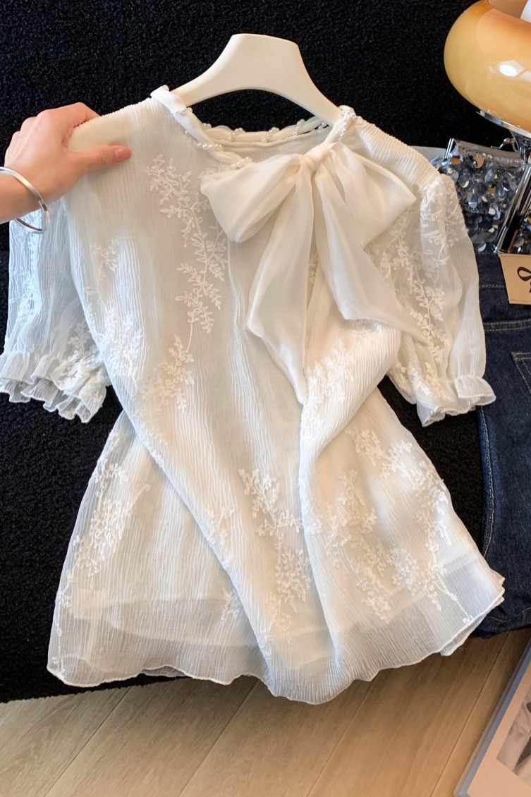 實拍2026夏季新款刺繡雪紡衫法式輕奢短袖襯衫絲光飄帶釘珠上衣