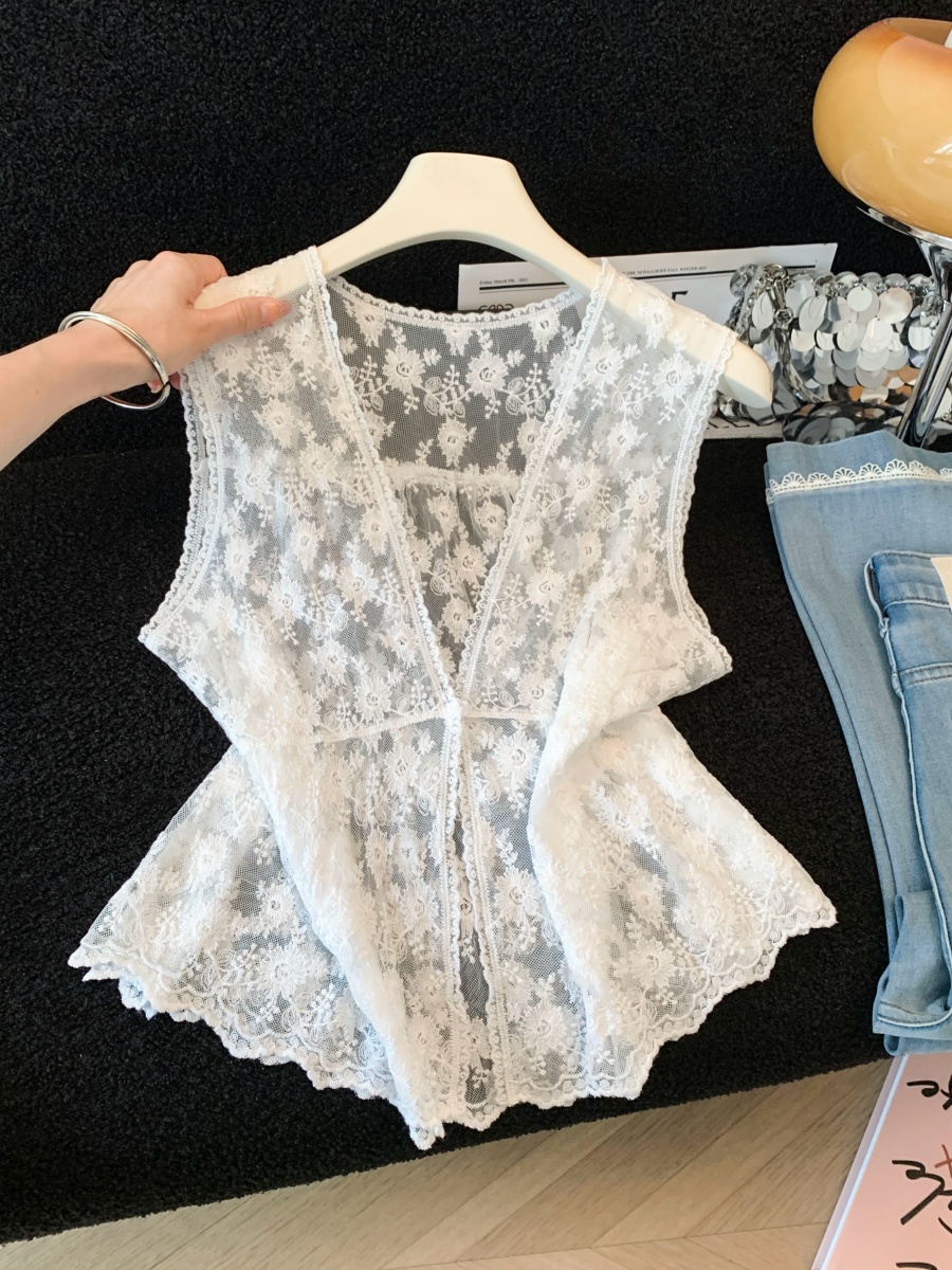 實拍2026夏季新刺繡蕾絲無袖上衣簡約百搭小開衫洋氣透視薄款