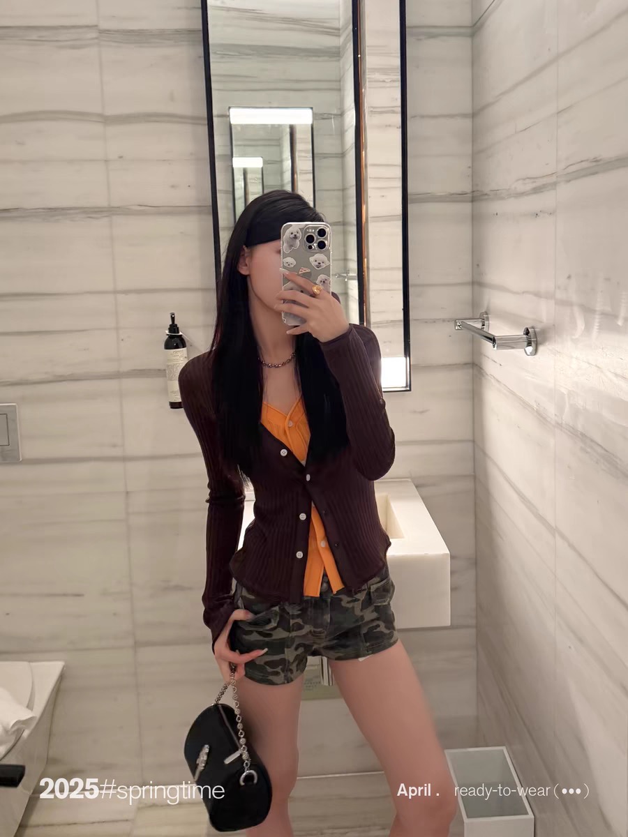SUNONEONE 迷彩牛仔短褲女春季低腰直筒修身辣妹休閑褲子